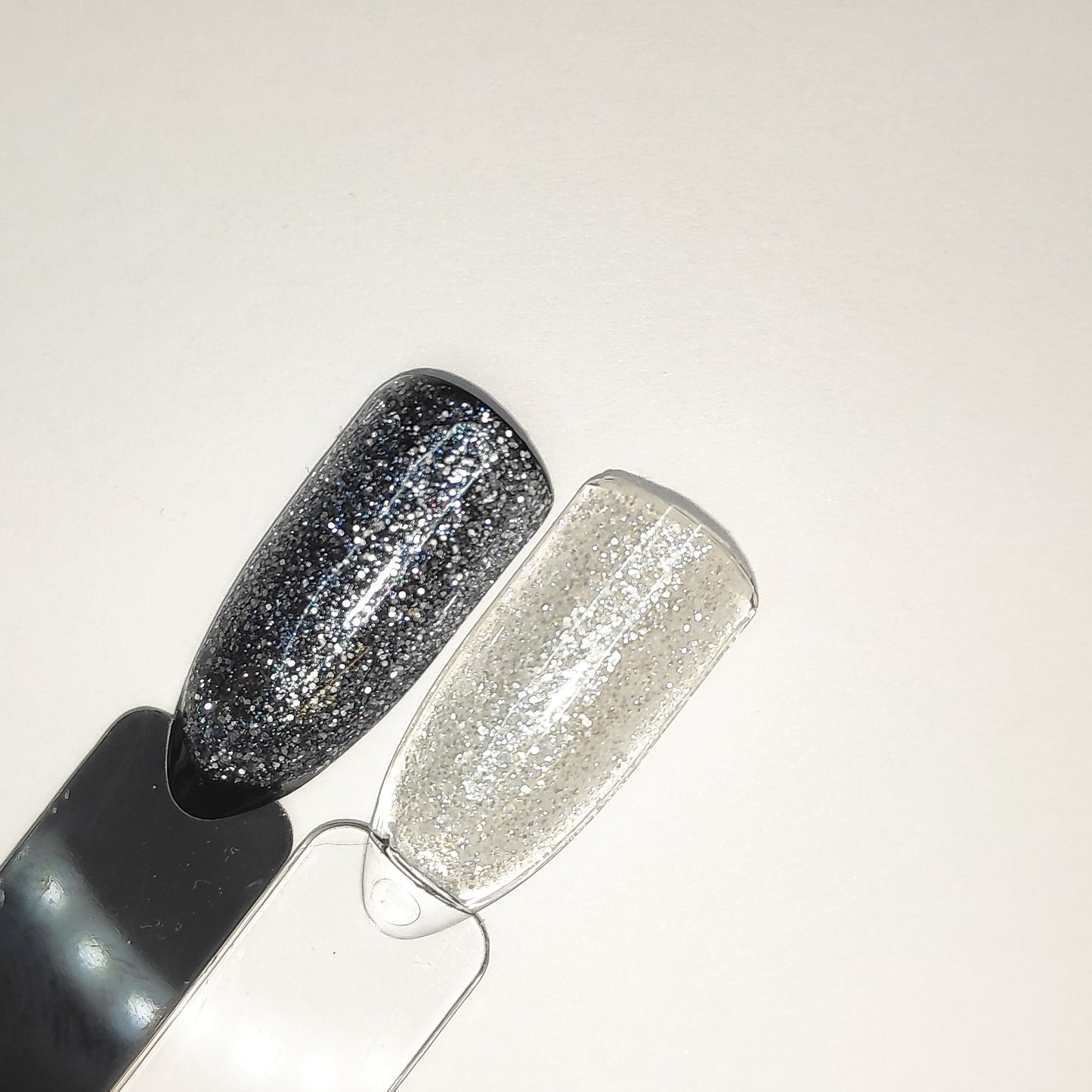 Pearl glitterlust uv led glitter gel swatch